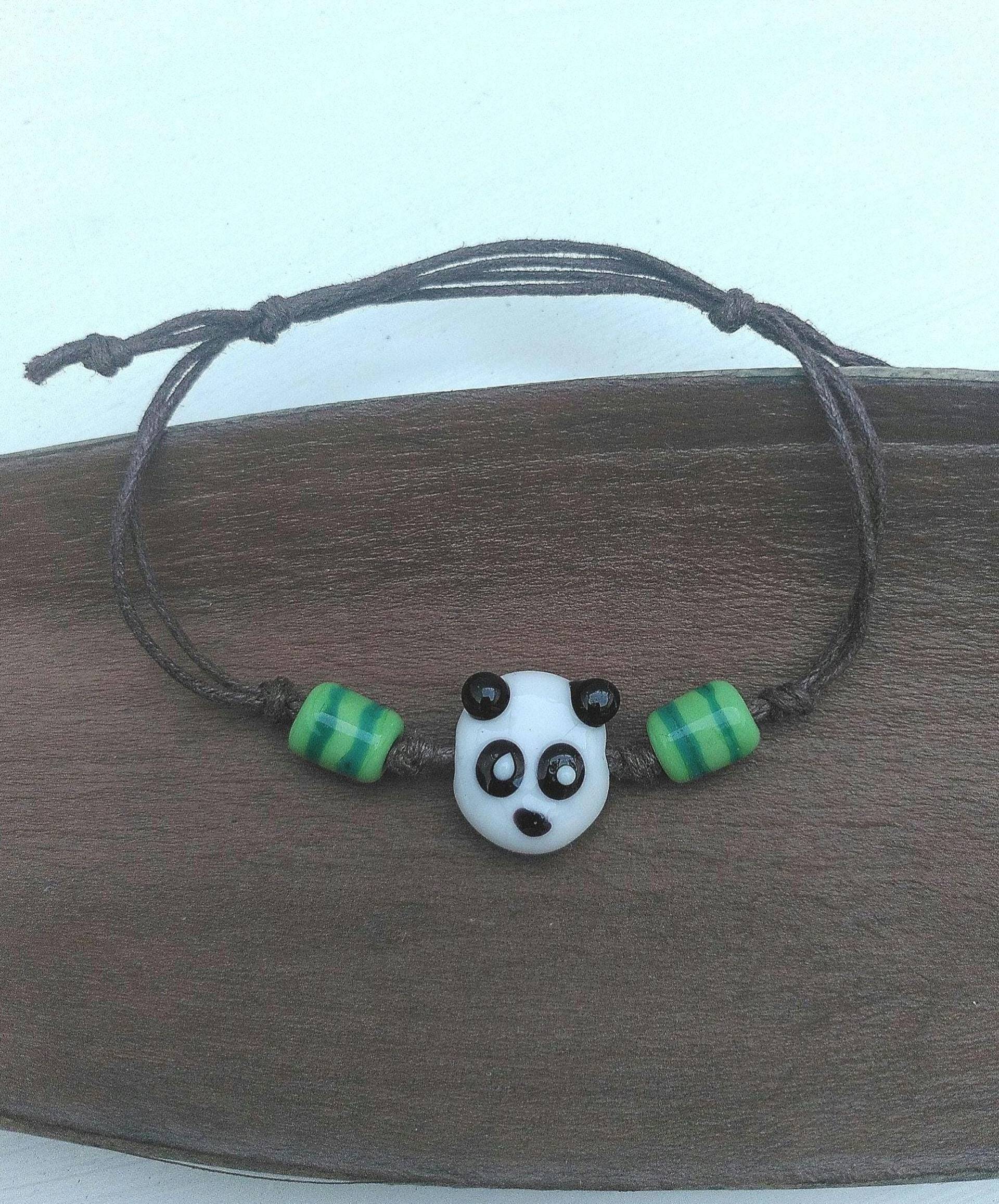 Glas Armband Süßer Panda Mit Handgefertigten Glasperlen Lampwork Glas Armband Süßer Panda Mit Handgefertigten Glasperlen Lampwork von Glasperlendreherei