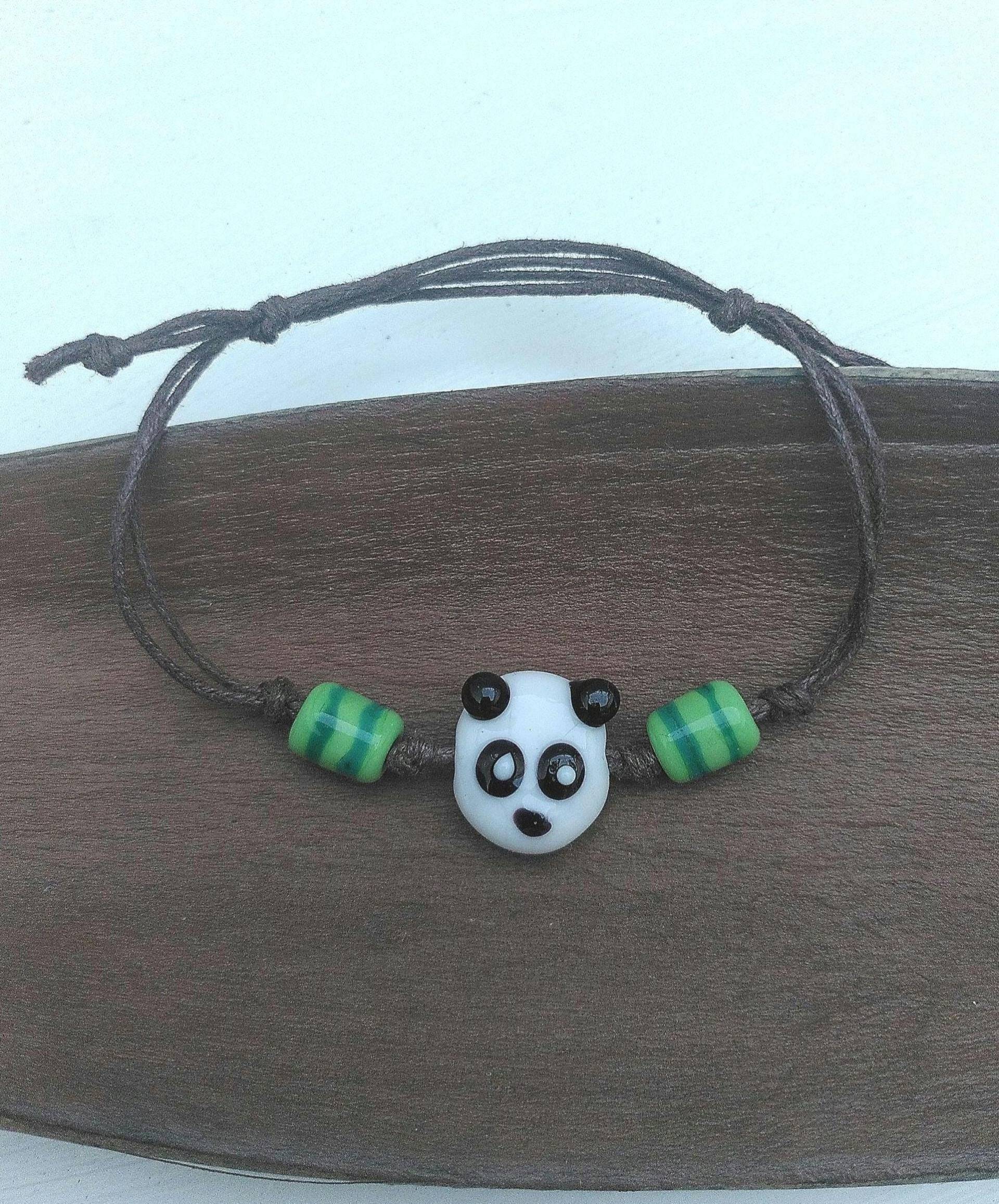 Glas Armband Süßer Panda Mit Handgefertigten Glasperlen Lampwork Glas Armband Süßer Panda Mit Handgefertigten Glasperlen Lampwork von Glasperlendreherei