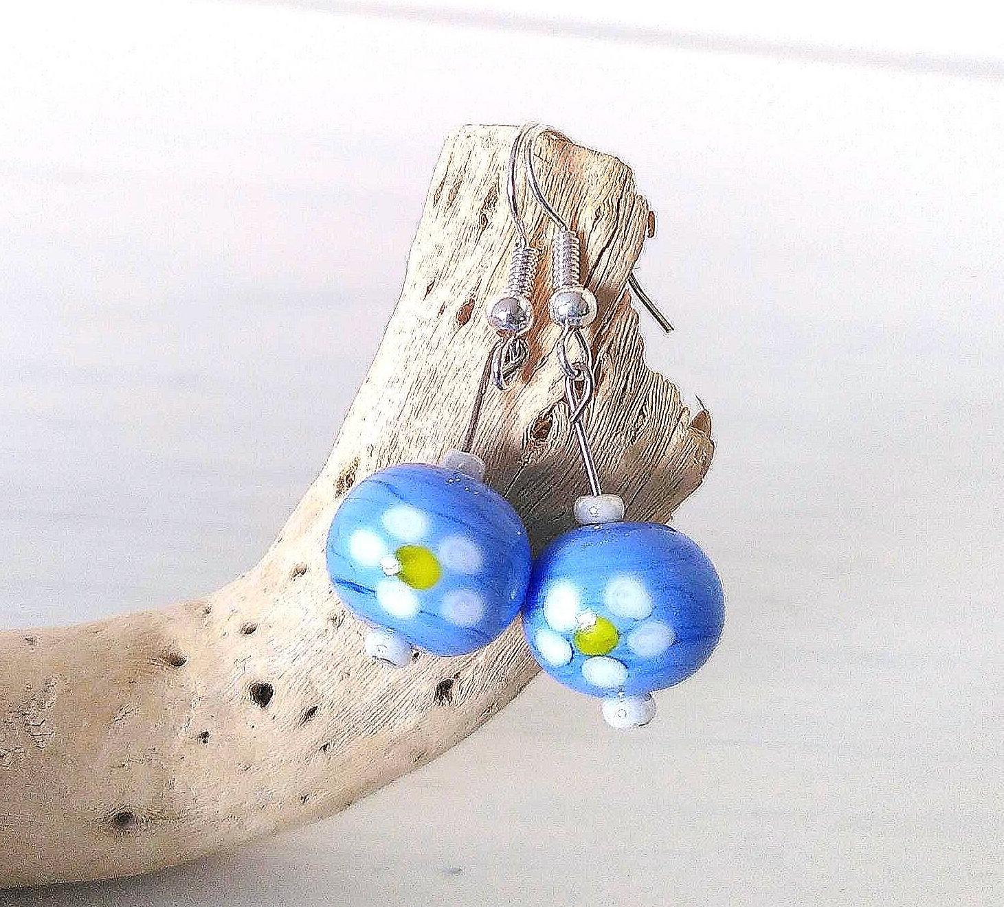 Glas Ohrringe "Blümchen" Blau Handgefertigte Glasperlen Glas Ohrringe "Blümchen" Blau Handgefertigte Glasperlen von Glasperlendreherei