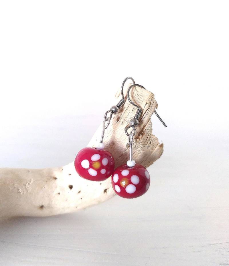 Glas Ohrringe "Blümchen" Rot Handgefertigte Glasperlen Glas Ohrringe "Blümchen" Rot Handgefertigte Glasperlen von Glasperlendreherei