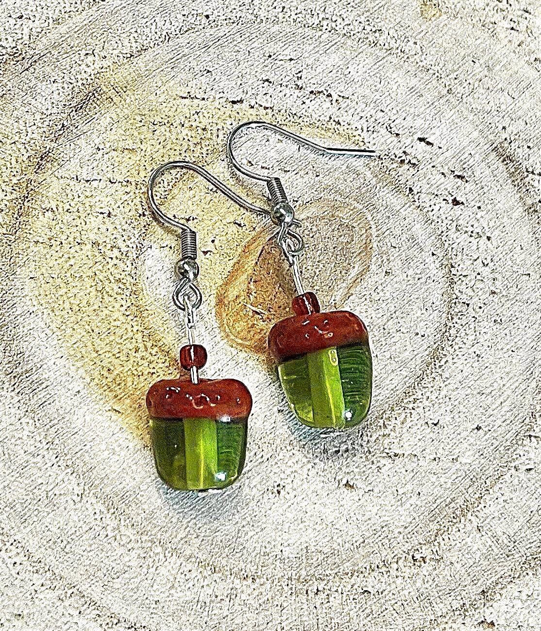 Glas Ohrringe "Eicheln", Herbstohrringe, Handgefertigte Glasperlen Glas Ohrringe "Eicheln", Herbstohrringe, Handgefertigte Glasperlen von Glasperlendreherei