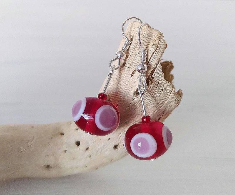 Glas Ohrringe "Ufo" Rot Lila Handgefertigte Glasperlen von Glasperlendreherei