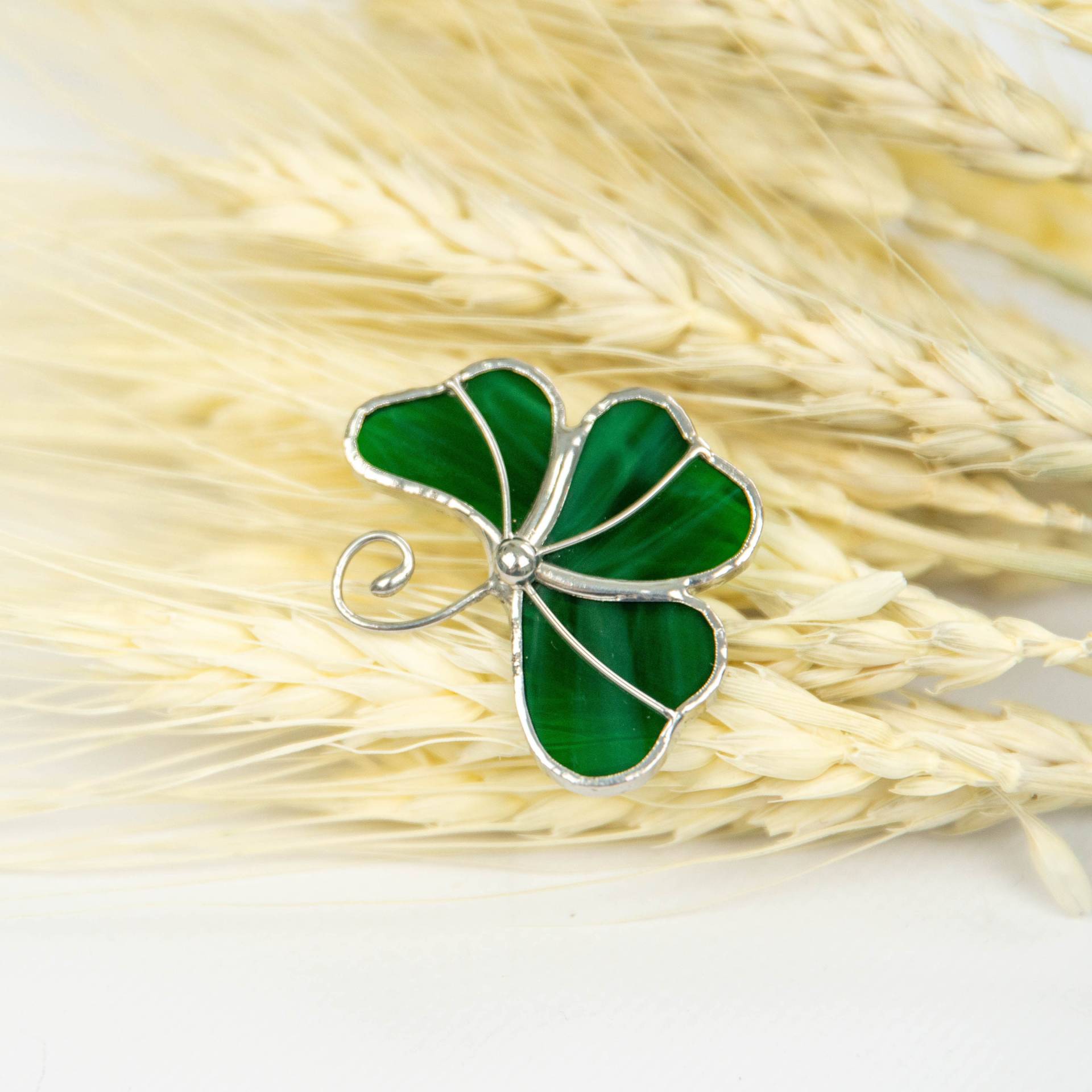 Glasmalerei Drei Kleeblatt Pin St Patricks Day Schmuck Schwiegermutter Weihnachtsgeschenk Moderne Glasmalerei Drei Kleeblatt Pin St Patricks Day Schmuck Schwiegermutter Weihnachtsgeschenk Moderne von GlassArtStories