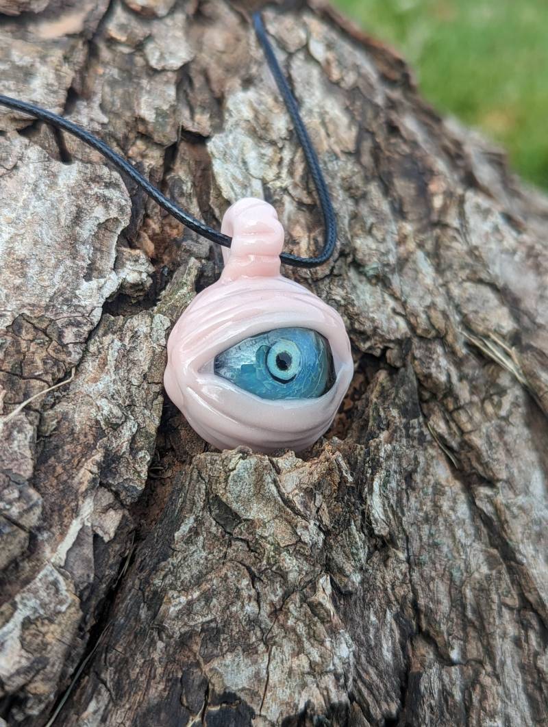 Rosa Und Blauer Glas Augapfel Anhänger Rosa Und Blauer Glas Augapfel Anhänger von GlassManCometh