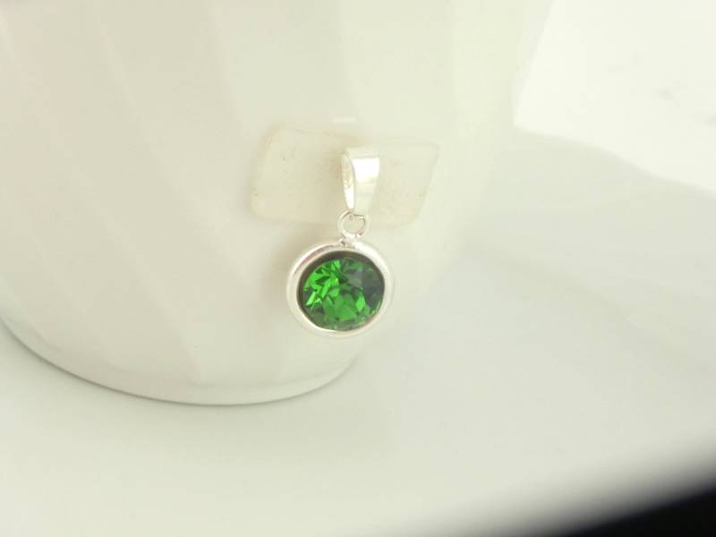 925 Anhänger Silber Grün Dark Moss Green Swarovski 8mm von GlasschmuckBirgitH