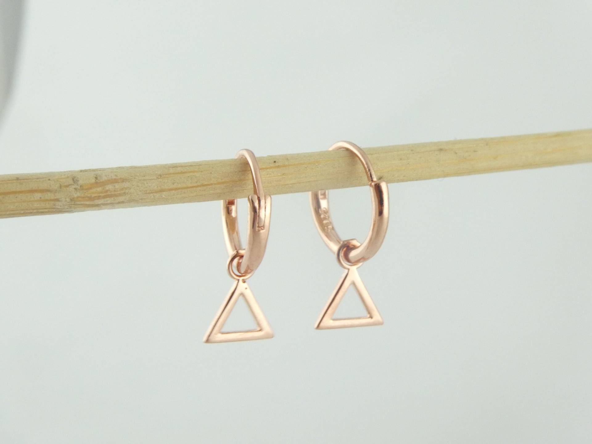 925 Creolen Ohrringe Rosegold Mit Anhänger Dreieck Minimalistisch, Geschenk von GlasschmuckBirgitH