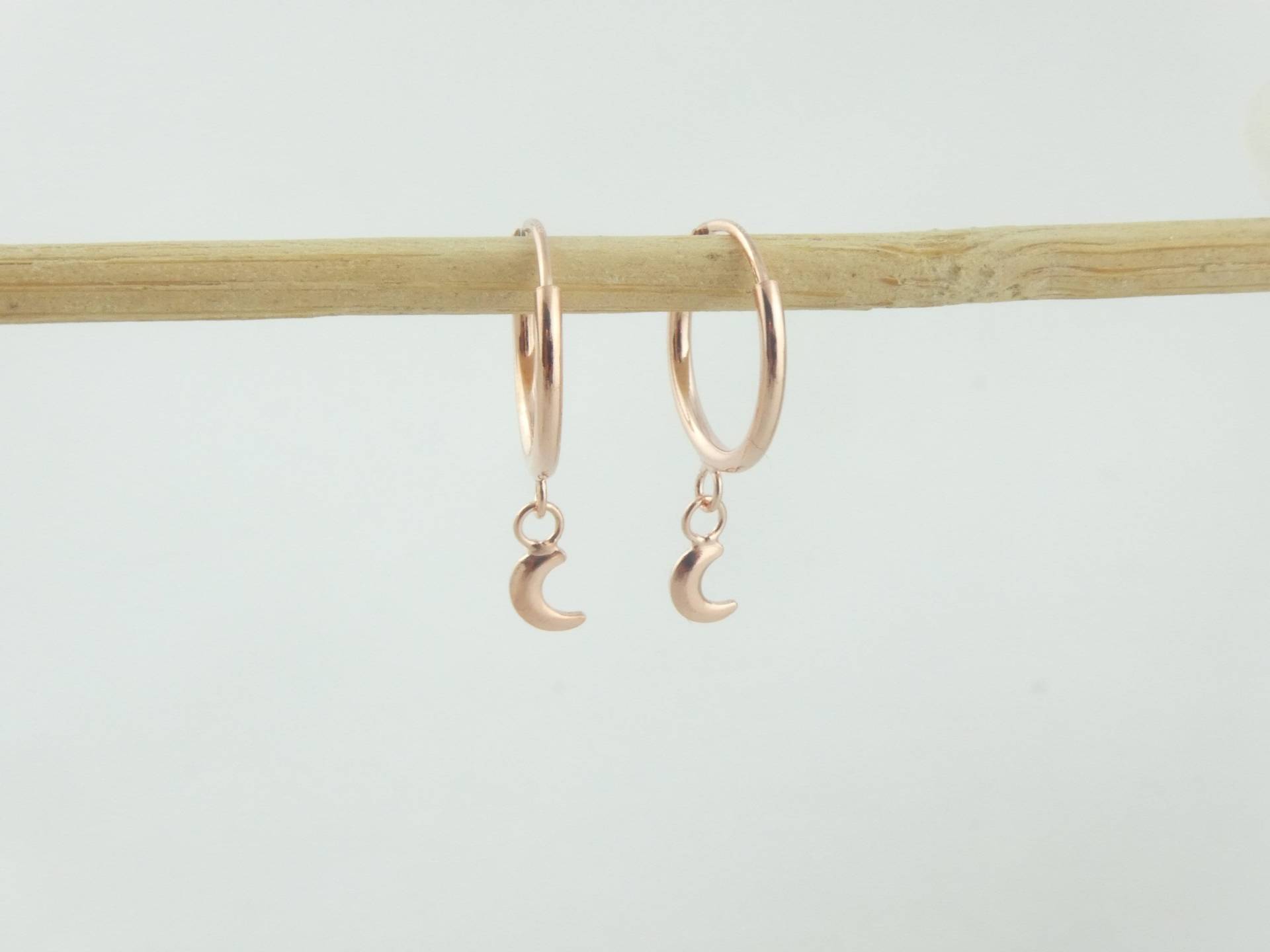 925 Creolen Ohrringe Rosegold Mit Anhänger Mond Minimalistisch, Geschenk Freund von GlasschmuckBirgitH