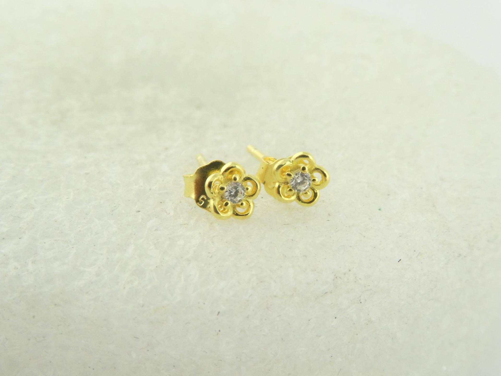 925 Ohrstecker Ohrringe Gold Blume Blumen Blüte Zirkon Minimalist 4mm, Kleine von GlasschmuckBirgitH