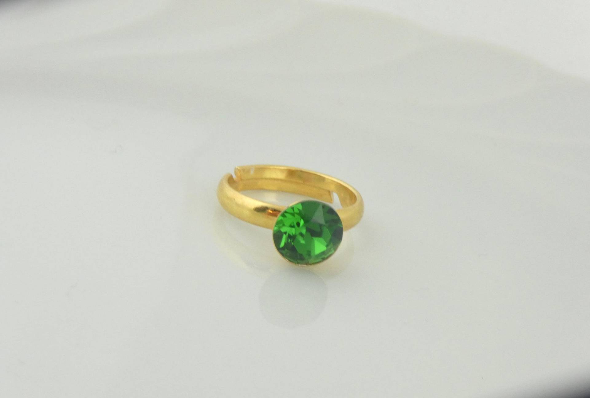 925 Ring Gold Grün Dark Moss Green Swarovski 8mm von GlasschmuckBirgitH