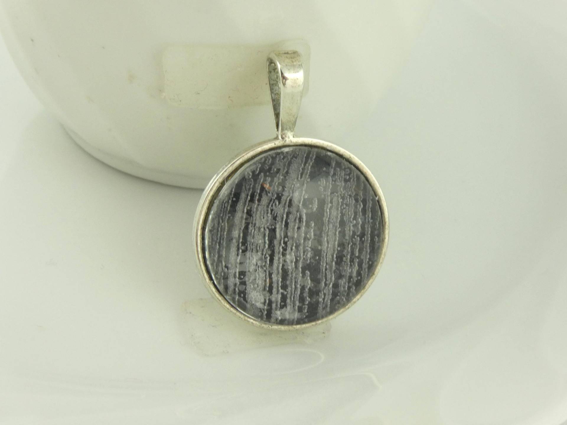 Anhänger Silber Grau Schwarz 25mm von GlasschmuckBirgitH