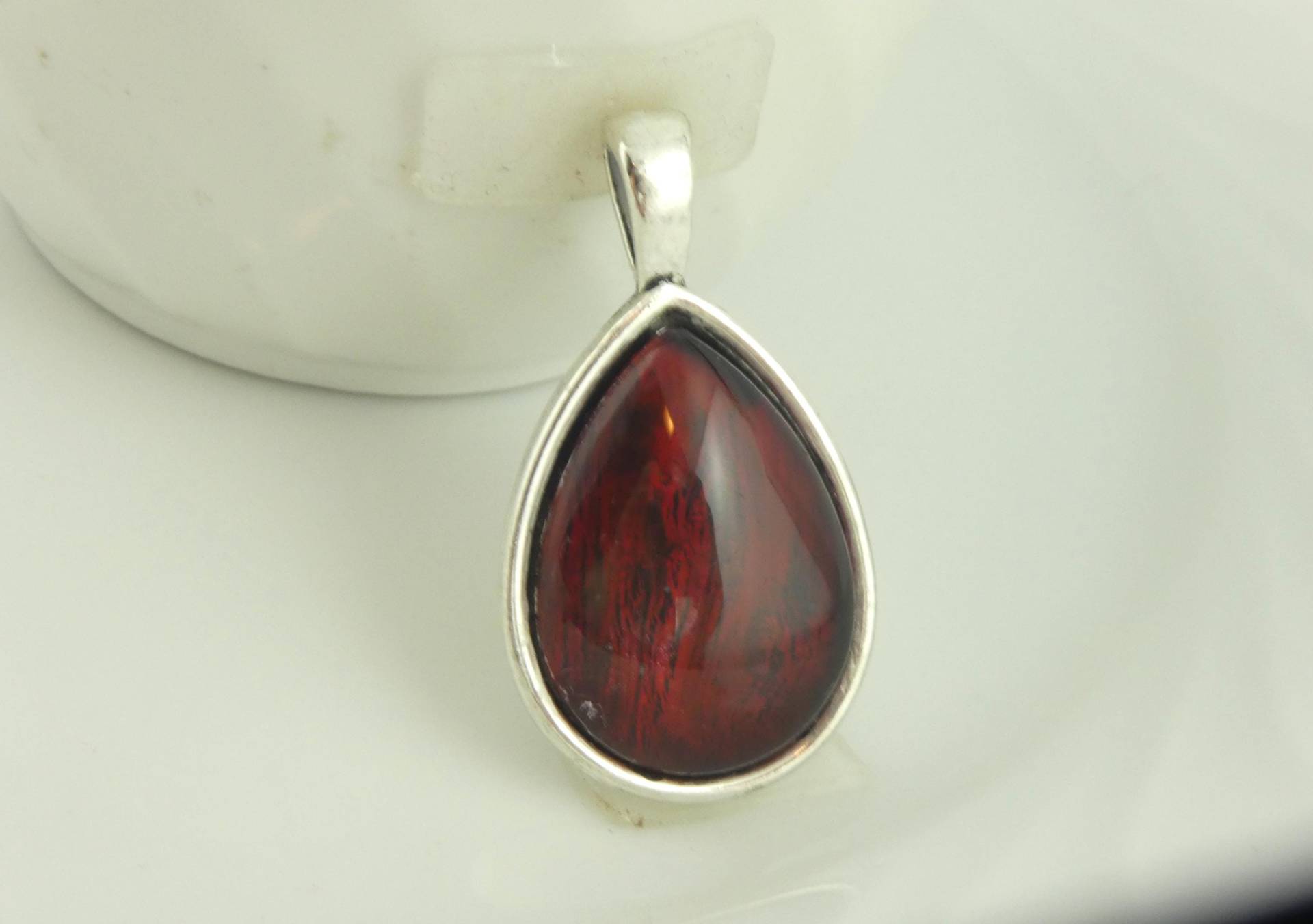 Anhänger Silber Rot Schwarz Tropfen 25x18mm von GlasschmuckBirgitH