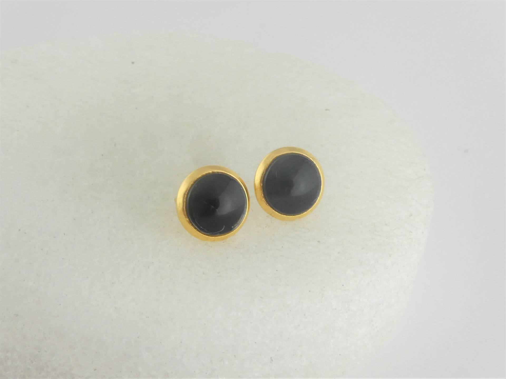 Cabochon Ohrstecker Ohrringe Gold-Schwarz Rund Minimalistisch 8mm Edelstahl von GlasschmuckBirgitH