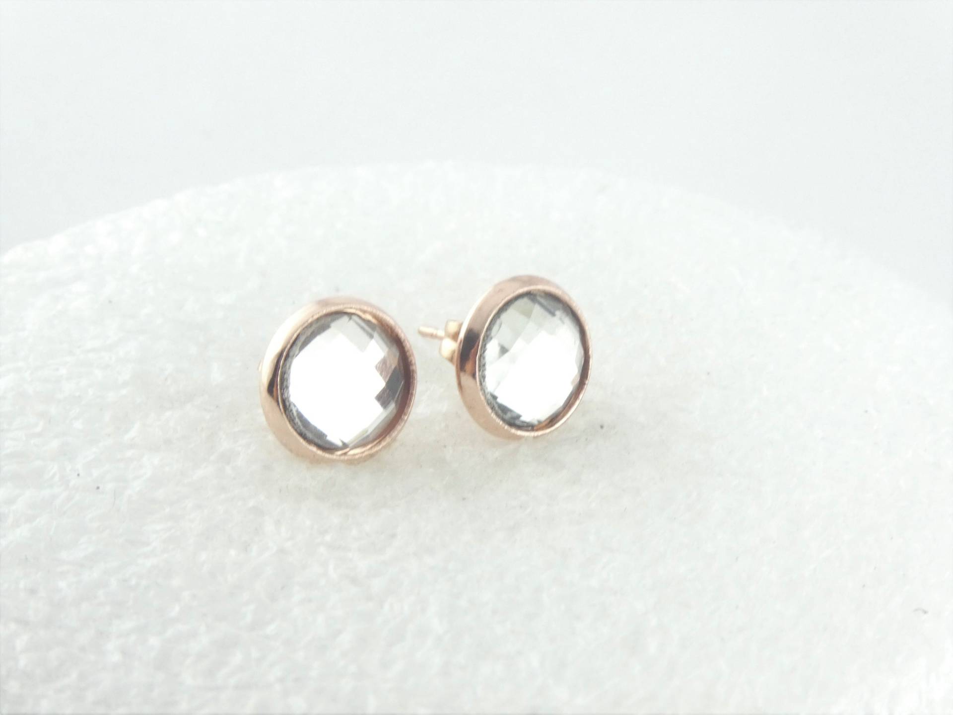 Cabochon Ohrstecker Ohrringe Rosegold-Kristall Weiss Rund Minimalistisch 8mm Edelstahl von GlasschmuckBirgitH