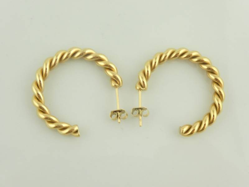 Creolen Ohrringe Ohrstecker Gold Gedreht C Form 28mm Edelstahl von GlasschmuckBirgitH