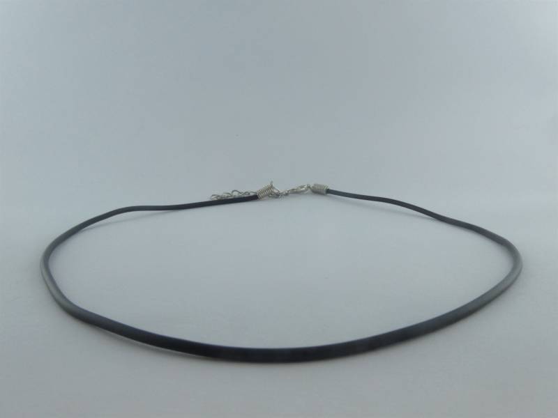 Kette Halskette Kautschuk Silber Schwarz 45cm Lang+5cm Verlängerung von GlasschmuckBirgitH