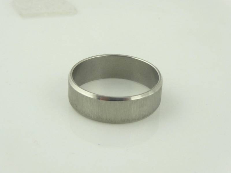 Ring Silber Gebürstet Edelstahl Grösse 69/22 Ring Silber Gebürstet Edelstahl Grösse 69/22 von GlasschmuckBirgitH