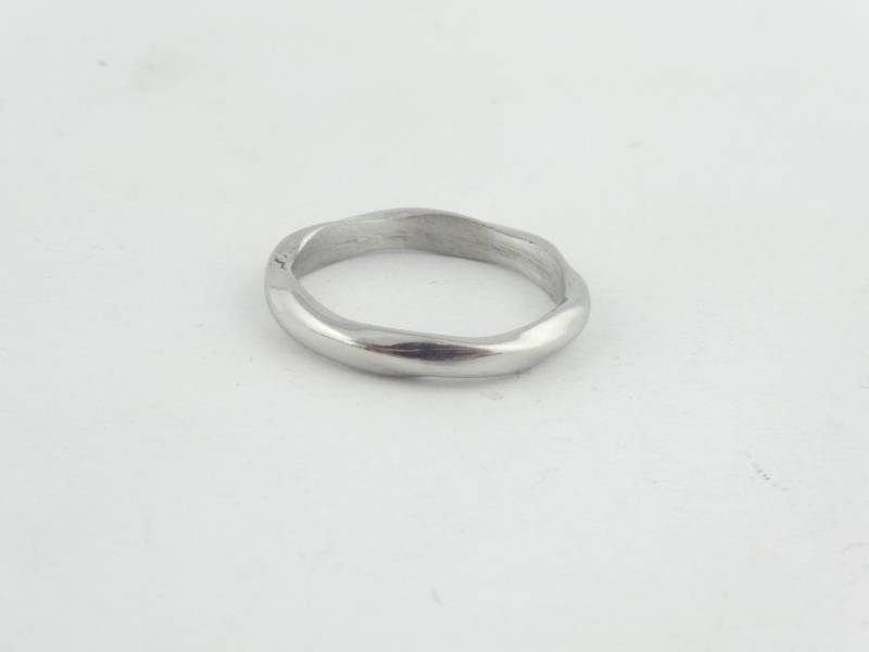 Ring Silber Welle Gedreht Verdreht Twisted Titan Stahl von GlasschmuckBirgitH
