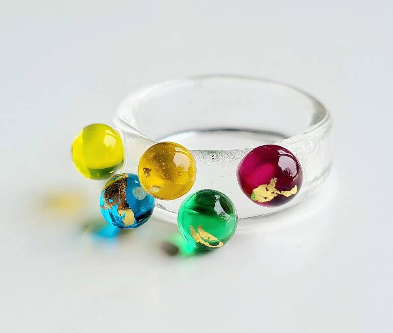 Handgefertigter Glasring Multicolor Tropfen Mit Blattgold Handgefertigter Glasring Multicolor Tropfen Mit Blattgold von Glassistudio