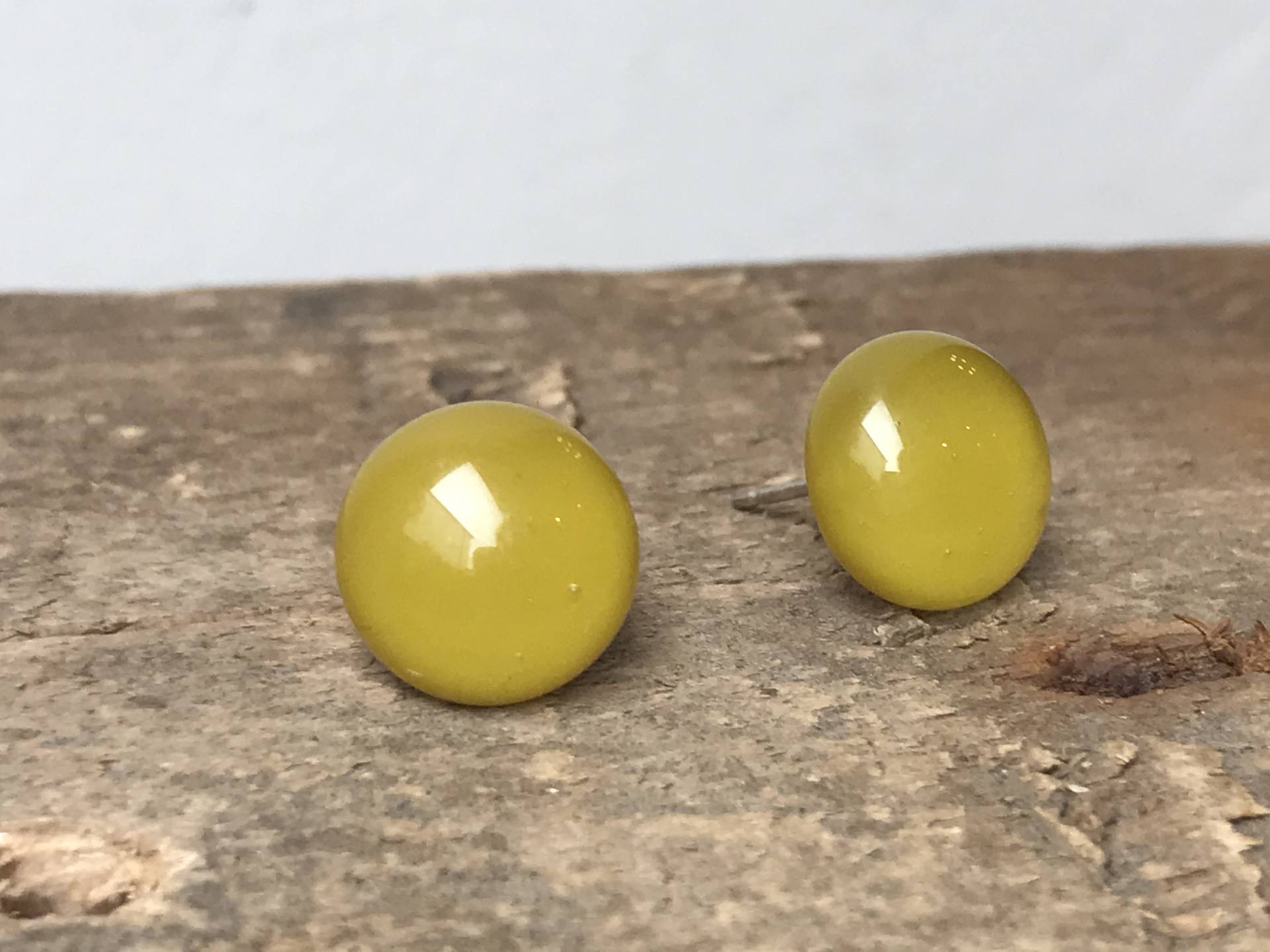 Ocker Gelb Fusing Glas Ohrstecker Mit Sterling Silber 925 Und Box Ocker Gelb Fusing Glas Ohrstecker Mit Sterling Silber 925 Und Box von GlassybitsDesign