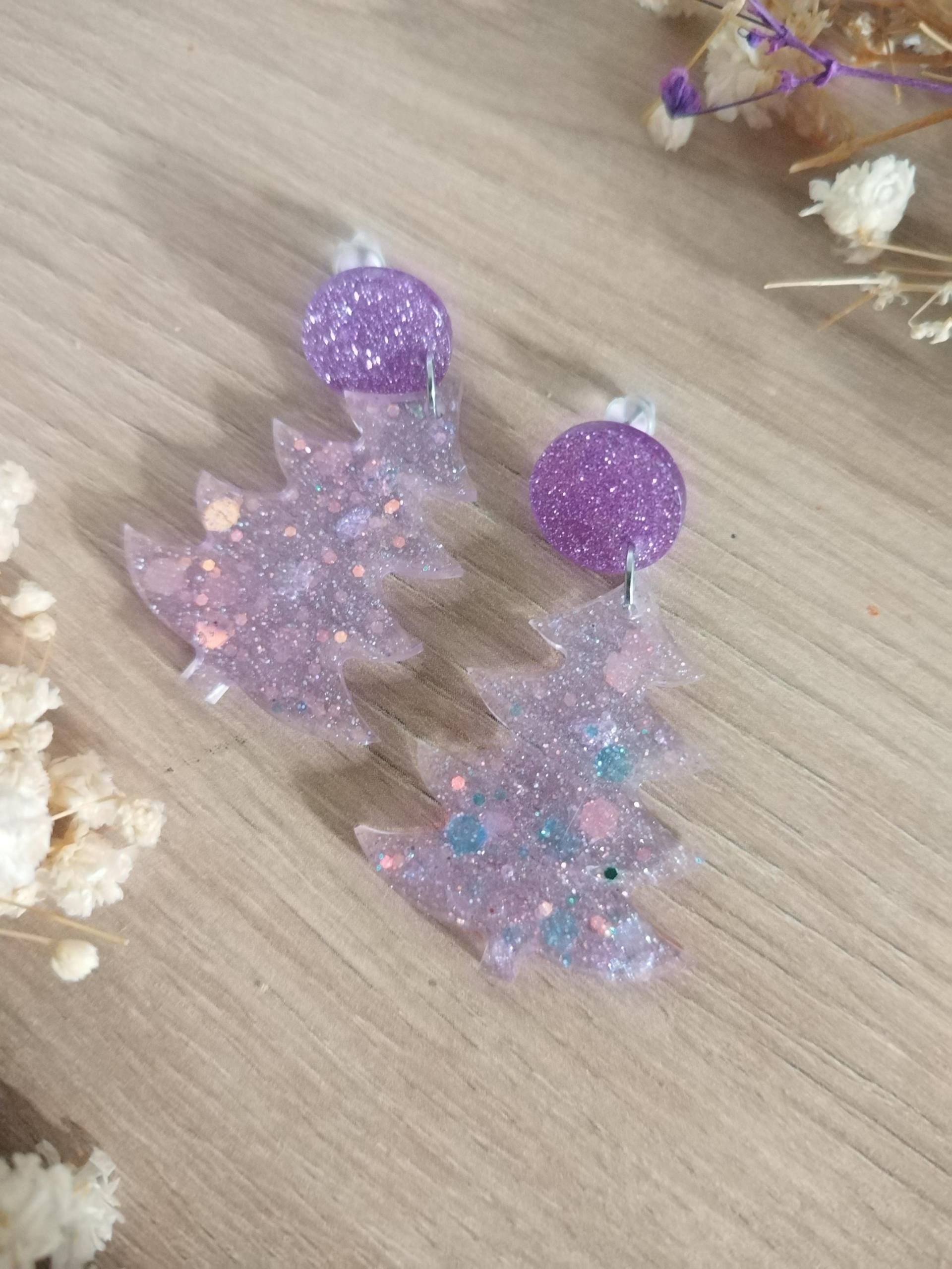 Resin Ohrringe Weihnachtsbaum Glitzer von GleamTopiaTreasures