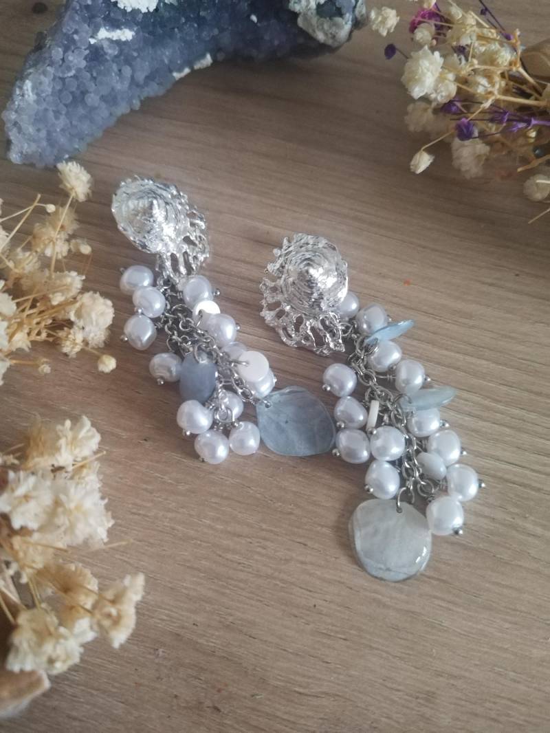 Siren Ohrringe Hortensien Mermaid Shell Earrings von GleamTopiaTreasures