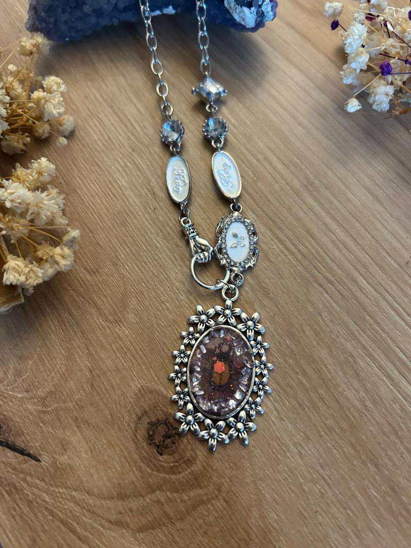 Vintage Halskette Dark Academia Medievalist Cameo Necklace Vintage Halskette Dark Academia Medievalist Cameo Necklace von GleamTopiaTreasures