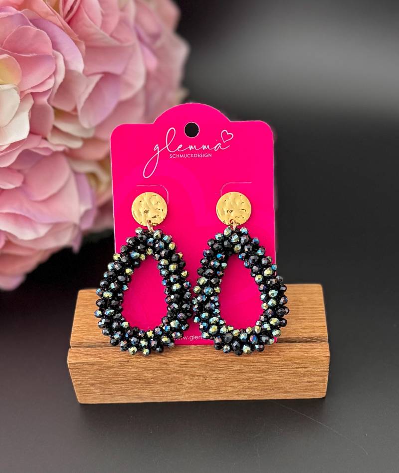 Schwarze | Grün Und Blau Schimmernd Facettenperlen Statement Ohrringe von GlemmaMe