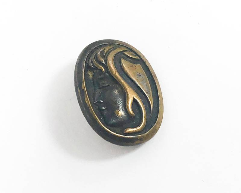 1930Er Jahre Jugendstil-Frau-Brosche | 30Er-Jahre-Frau in Bronze-Anstecknadel von GlennasJewels