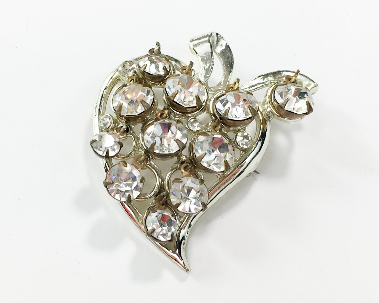 1950Er Jahre Strass-Blatt-Brosche | 50Er Strass Herz Anstecknadel Silber Pin von GlennasJewels