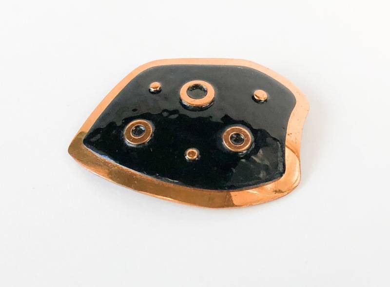 1960Er Jahre Modern Kupfer Brosche | 60S & Schwarze Emaille Pin Mod Anstecknadel von GlennasJewels