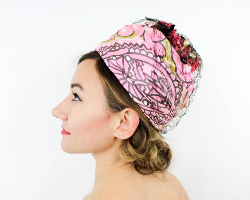 1960Er Jahre Pink Print Turban | 60Er Pinker Op Art Seiden Netz & Blumen Top Marie Burns von GlennasVintageShop
