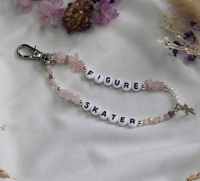 Schlüsselanhänger Für Eiskunstläufer, Handgemacht Mit Rosenquarz & Schneeflocke, Geschenk Eisläufer, Taschenanhänger Naturstein, Rosa Perlen Schlüsselanhänger Für Eiskunstläufer, Handgemacht Mit Rosenquarz & Schneeflocke, Geschenk Eisläufer, Taschenanhänger Naturstein, Rosa Perlen von GlideAndGlowShop