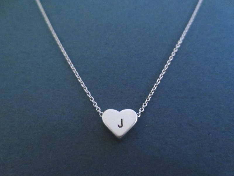 Personalisierte Herz Halskette, Silber Hand Gestempelte Handgemachte Initial Geschenk Für Sie von Gliget