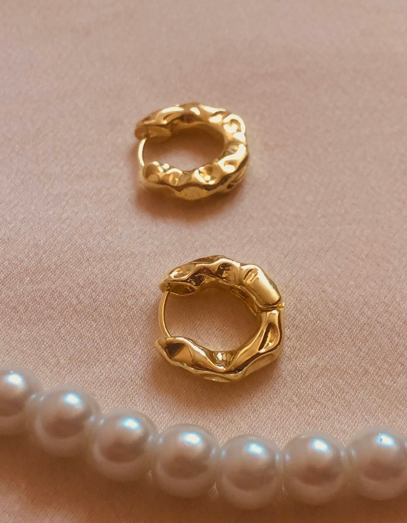 Ohrringe Gold Vintage Oldmoney Edel Schick Geometrisch Creolen Ohrringe Gold Vintage Oldmoney Edel Schick Geometrisch Creolen von GlimmeringGemsDesign