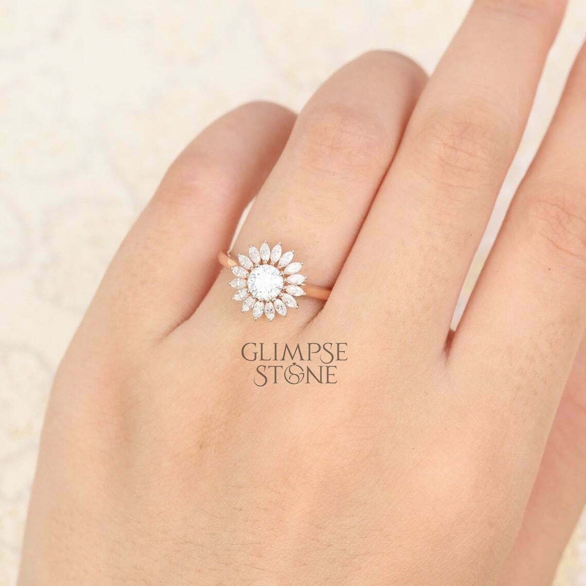 Antiker Blumen Verlobungsring, Moissanit 14K Weißgold Diamant Ring, Einzigartiger Solitär Birthstone Ring von GlimpseStone