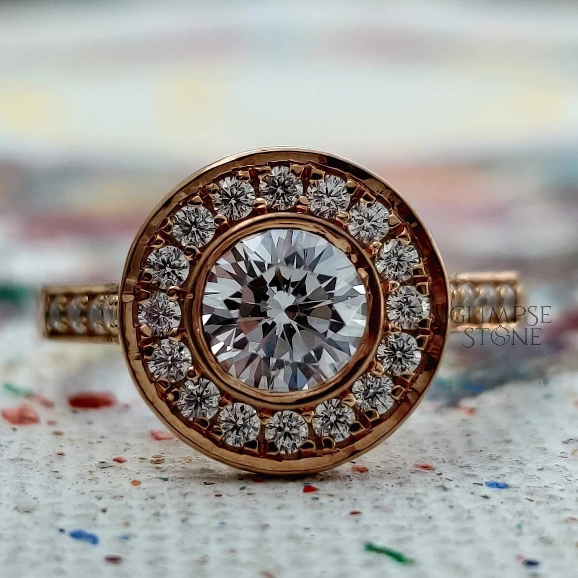 Halo-Verlobungsring Mit Lünette, 1, 0 Ct Runder Moissanit-Verlobungsring, Diamant-Ehering, Einzigartiger 14K-Roségold-Ring Für Sie von GlimpseStone