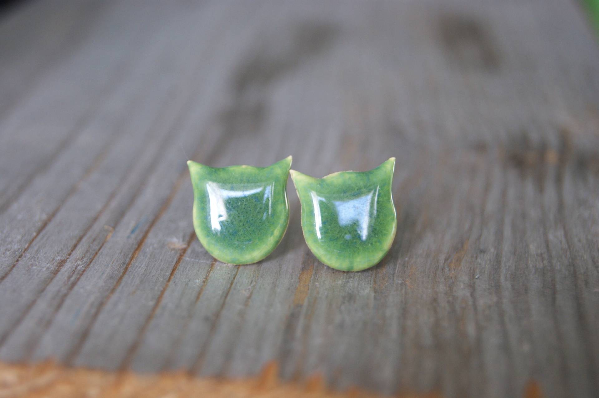 Keramik Grüne Katzenkopf Ohrstecker, Ohrringe, Katzen Grüne Ohrringe Keramik Grüne Katzenkopf Ohrstecker, Ohrringe, Katzen Grüne Ohrringe von GlinianaKoniczynka