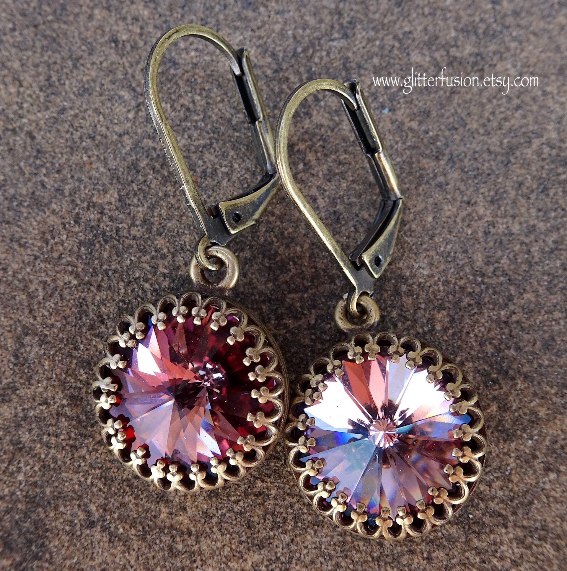 Antik Rosa Swarovski Kristall Messing Krone Brisur Ohrringe, Boho Chic Brautjungfer Statement Ohrringe Antik Rosa Swarovski Kristall Messing Krone Brisur Ohrringe, Boho Chic Brautjungfer Statement Ohrringe von GlitterFusion