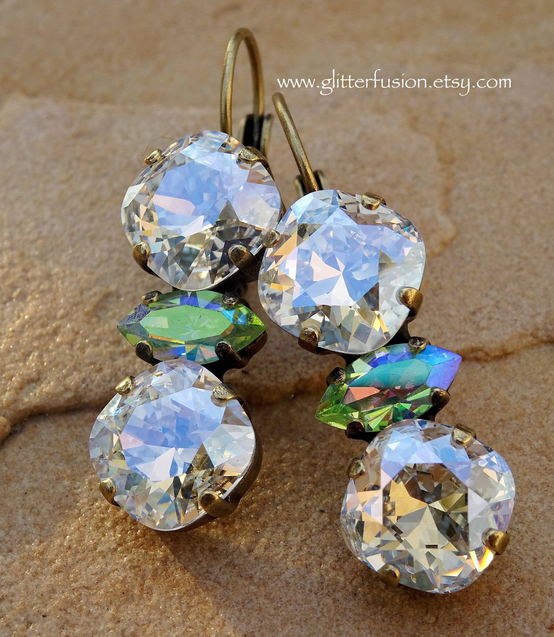 Mondlicht & Chrysolite Ab Swarovski Kristall Statement Ohrringe, Neutrale Klar Crystal Brautjungfer, Großen Ohrhänger Mondlicht & Chrysolite Ab Swarovski Kristall Statement Ohrringe, Neutrale Klar Crystal Brautjungfer, Großen Ohrhänger von GlitterFusion