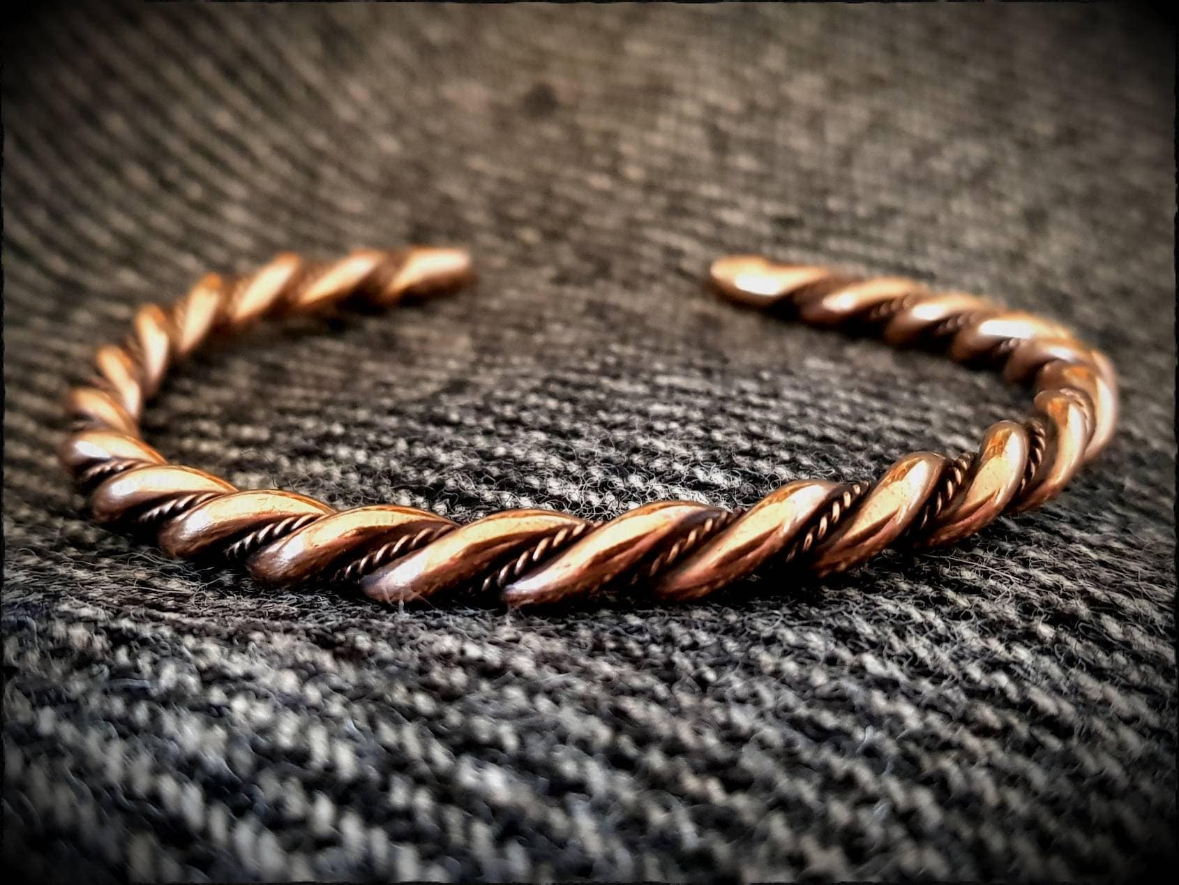Wikinger Armreif Mit Kelten Und Sachsen von GlitterbeardsCrafts