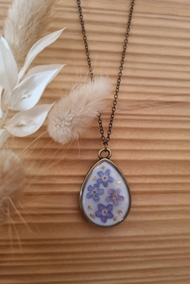 Vergissmeinnicht Harzschmuck Kette Echte Trockenblumen Vergissmeinnicht Harzschmuck Kette Echte Trockenblumen von GlitzerelsterLandau