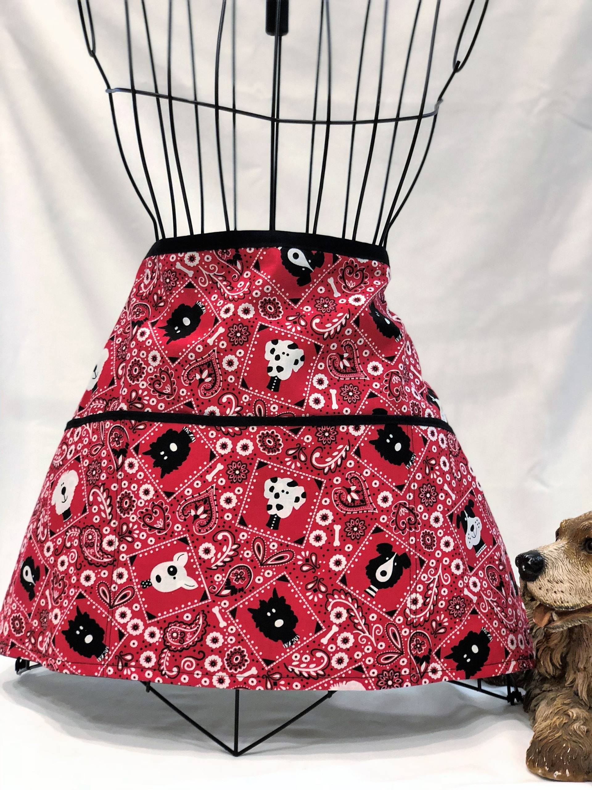 Hundedruck Halbschürze Rote Wendbare Bistro Schürze Aus Baumwolle von GloJoCreations
