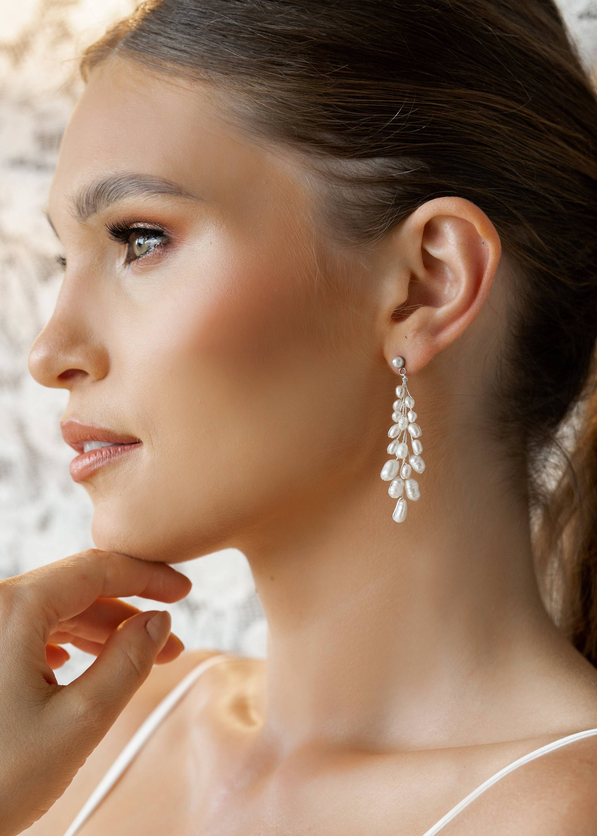 Perlen Hochzeit Ohrringe, Gestüt Silber Zuchtperlen Mittellange Ohrringe Für Kleiden, Elegante Perlen Hochzeit Ohrringe, Gestüt Silber Zuchtperlen Mittellange Ohrringe Für Kleiden, Elegante von GloartJewelry