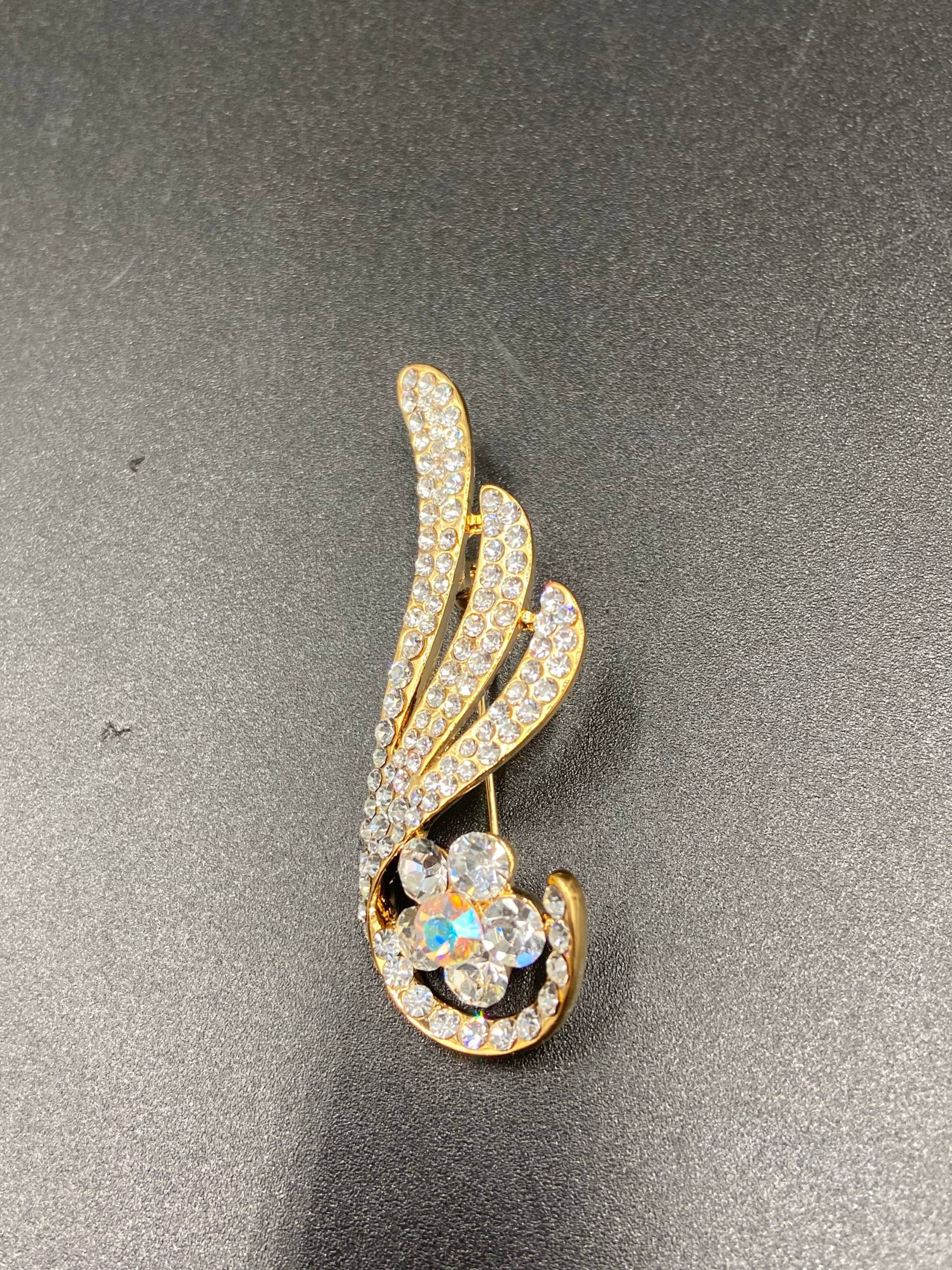 Antike Brosche/ Perlen Schalnadel/ Shirt Saree Pin/ Clip/ Party Wear Steine Pin Antike Brosche/ Perlen Schalnadel/ Shirt Saree Pin/ Clip/ Party Wear Steine Pin von Globusfashions