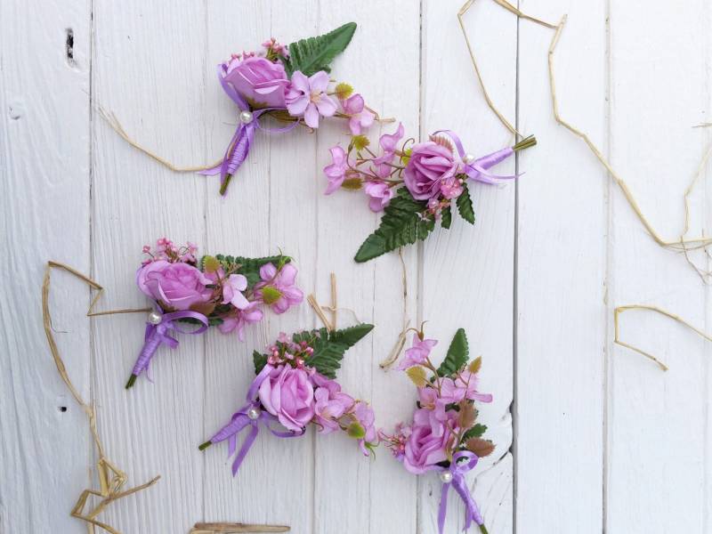 Dusty Rose Blumen Knopfloch, Pink Boutonnières, Rustikales Knopfloch Für Bräutigam & Trauzeugen, Boutonnière Abschlussball, Anstecknadel von Gloiberry