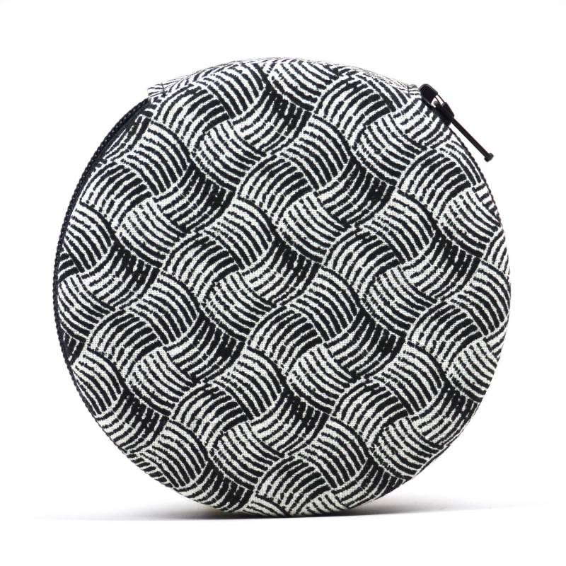 Basket Weave Designer Runde Reißverschluss 7-Tage Reise Pillen Fall Box Stoff Geschenk Geldbörse Zubehör Basket Weave Designer Runde Reißverschluss 7-Tage Reise Pillen Fall Box Stoff Geschenk Geldbörse Zubehör von GloriasPillCases