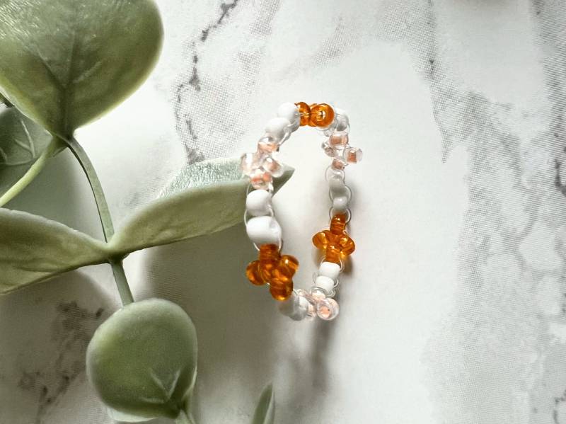 Aurora - Peach-Orange-Ring | Warmer Perlenring Perlen Schmuck Pfirsich Orange Gold von GlowingCoDesigns
