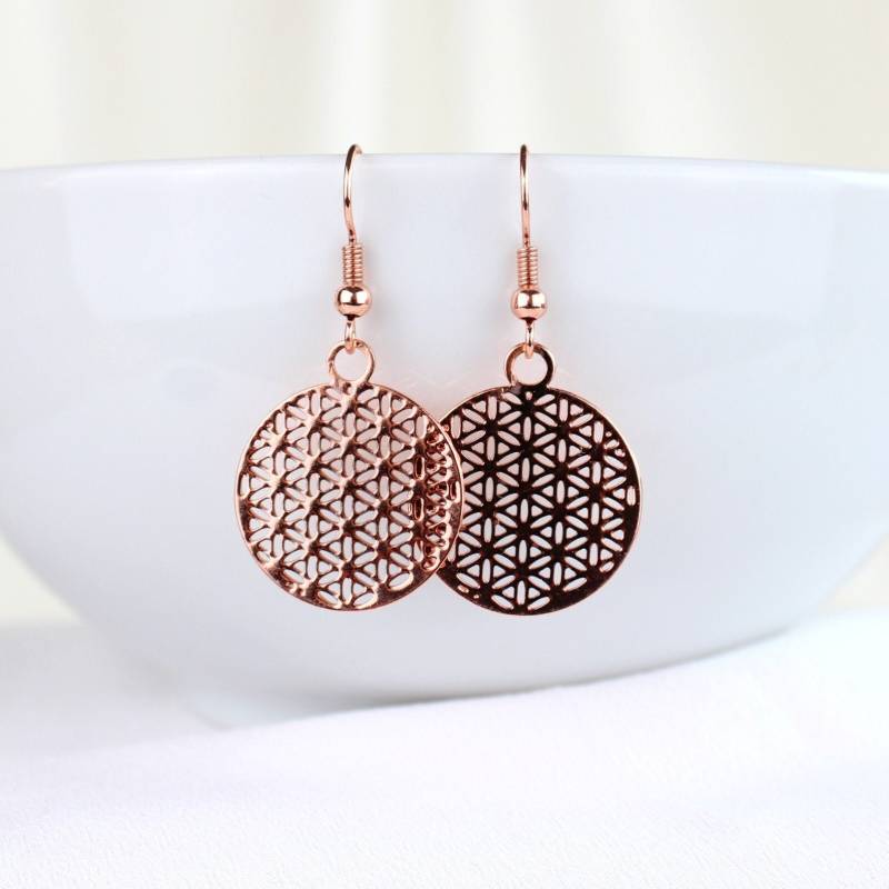 Bohemian Ohrringe Roségold Mit Filigranem Blume Des Lebens Anhänger. Boho Schmuck. Geschenk Für Sie von GluecksbringerinShop