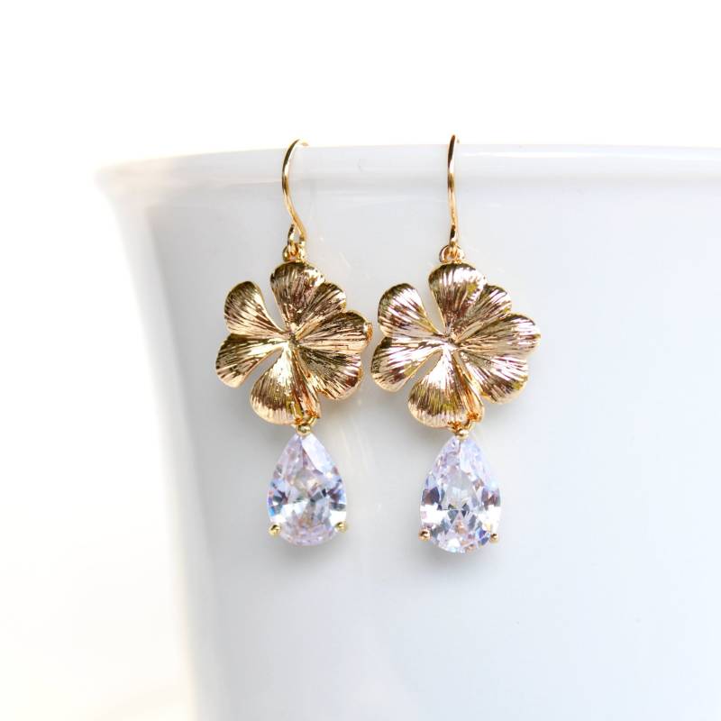 Ohrringe Blumen Vergoldet Mit Zirkonia Tropfen Anhänger. Florale Ohrhänger 18K Vergoldet. Festliche Ohrringe. Geschenk Für Sie von GluecksbringerinShop