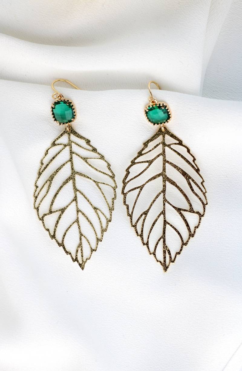 Smaragd Ohrringe Blatt Vergoldet. Florale Statement Ohrhänger Emerald. Geburtsstein Mai. Geschenk Für Sie von GluecksbringerinShop